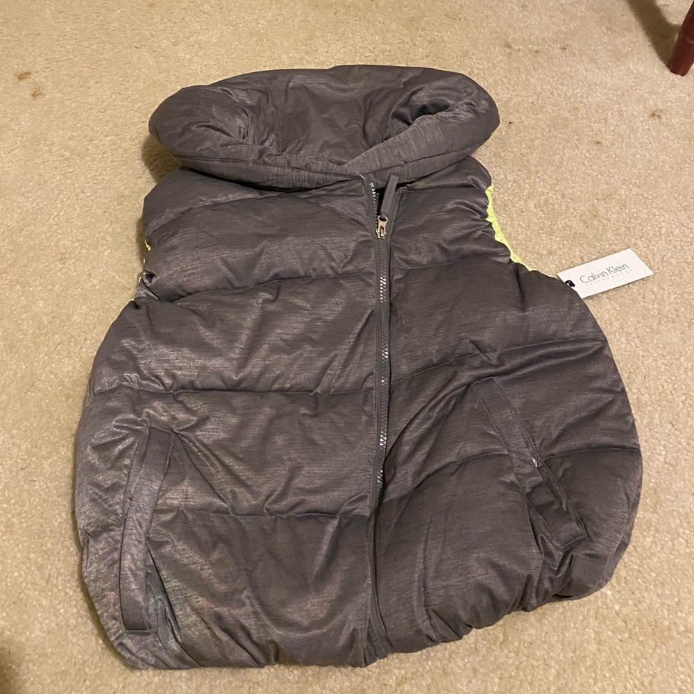 NWT Gray Calvin Klein Asymmetrical Puffer Vest
